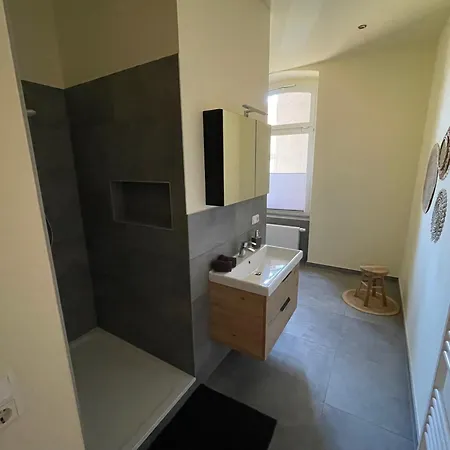 Elisabett - Lisa - 3 Schlafzimmer Und 2 Baeder, Bis 5 Personen Erfurt